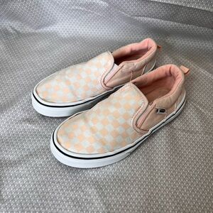 Vans Kids Peach Checkered Slip-On Sneakers: Y3